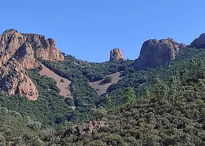 Maison 8p, Superbe Vue Mer, Piscine 25x10m, 300m Plage, Tennis, Domaine Securise * Saint-Raphaël