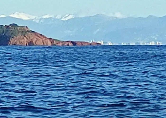 Сasa de vacaciones Maison 8p, Superbe Vue Mer, Piscine 25x10m, 300m Plage, Tennis, Domaine Sécurisé *